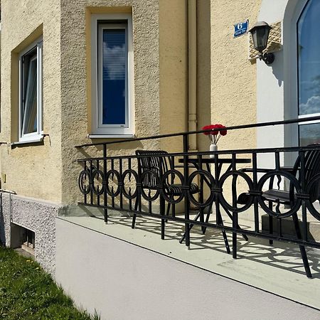 Liebelei Miesbach - Boutique-Apartment Mit Terrasse Im Zentrum Экстерьер фото