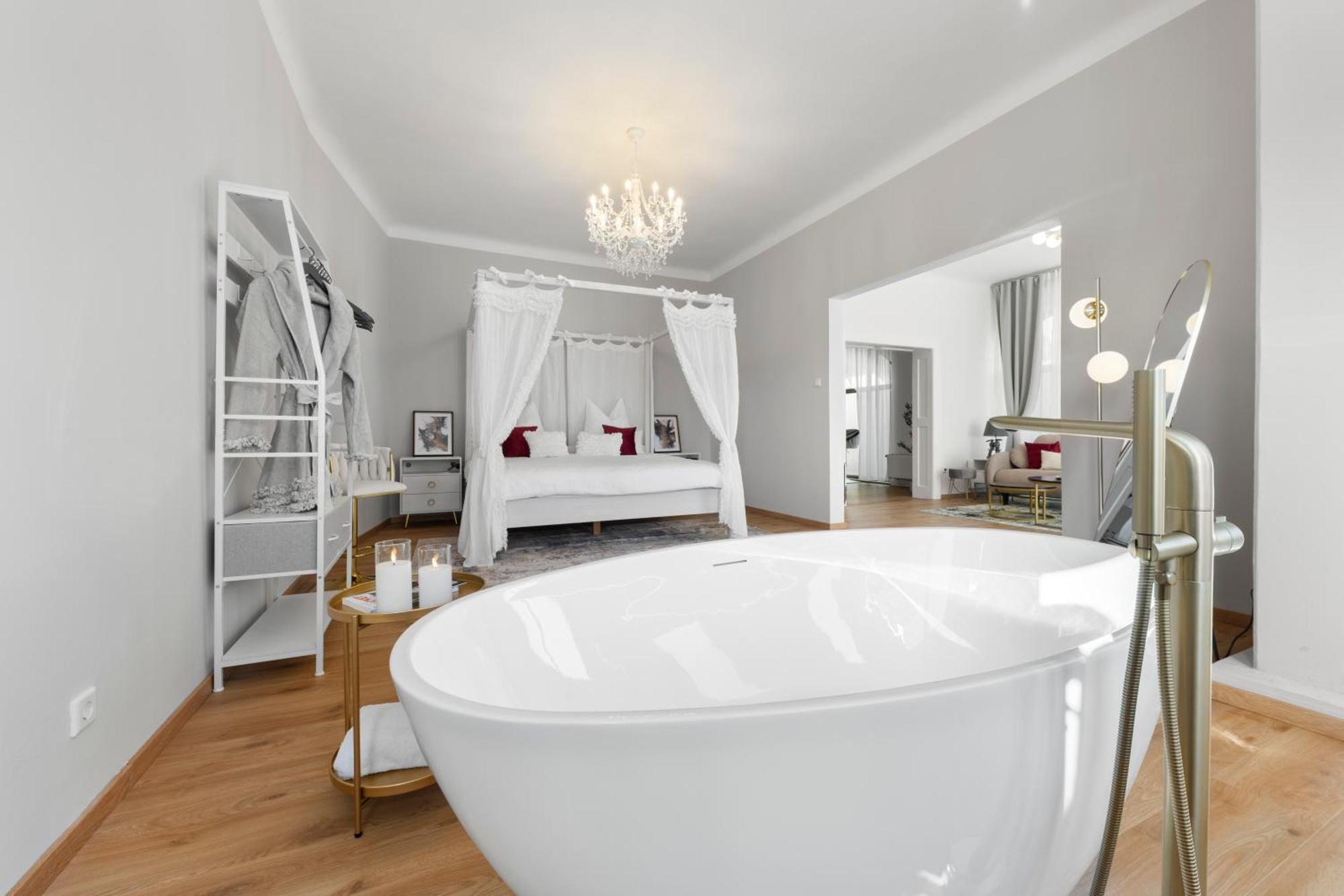 Liebelei Miesbach - Boutique-Apartment Mit Terrasse Im Zentrum Экстерьер фото