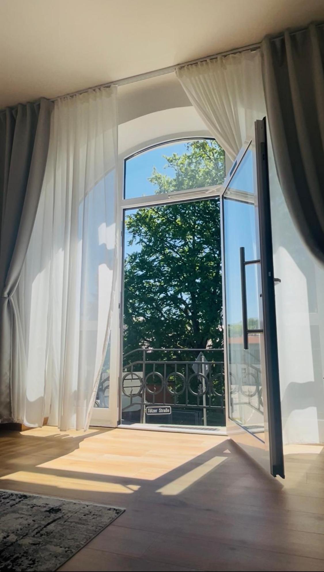 Liebelei Miesbach - Boutique-Apartment Mit Terrasse Im Zentrum Экстерьер фото